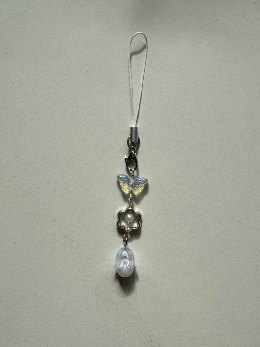 plain phone charm series 1 - butterfly flower